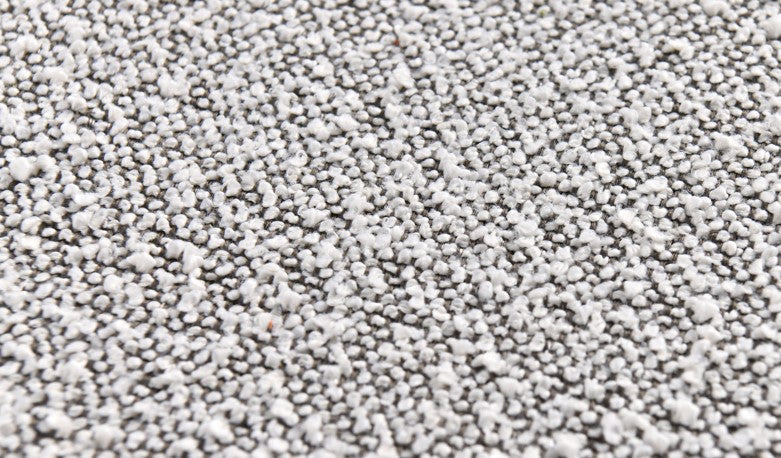 Lot de 2 chaises de salle à manger en tissu bouclette gris et blanc & métal noir Mona