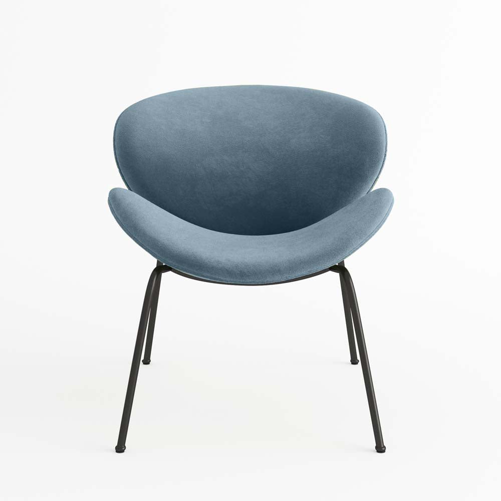 Fauteuil en velours bleu perle