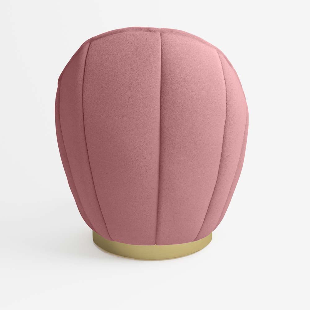 Fauteuil en velours rose vintage, piètement cerclage doré effet laiton
