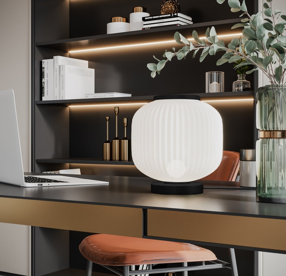 Lampe à poser en verre opaque blanc et métal noir