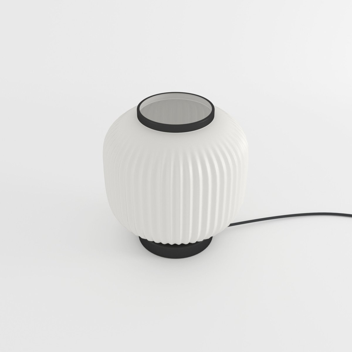 Lampe à poser en verre opaque blanc et métal noir