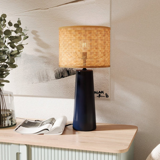 Lampe à poser en céramique et rotin